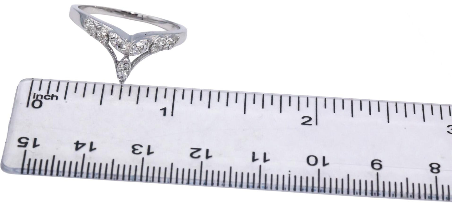 14k White Gold VS Round Diamond V-Shaped Chevron Ring 0.25CT Size 9