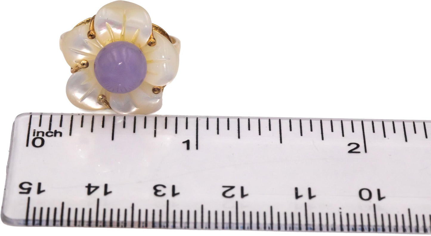 14k Yellow Gold Purple Jade and Carved Mother of Pearl Flower Ring Size 7.25