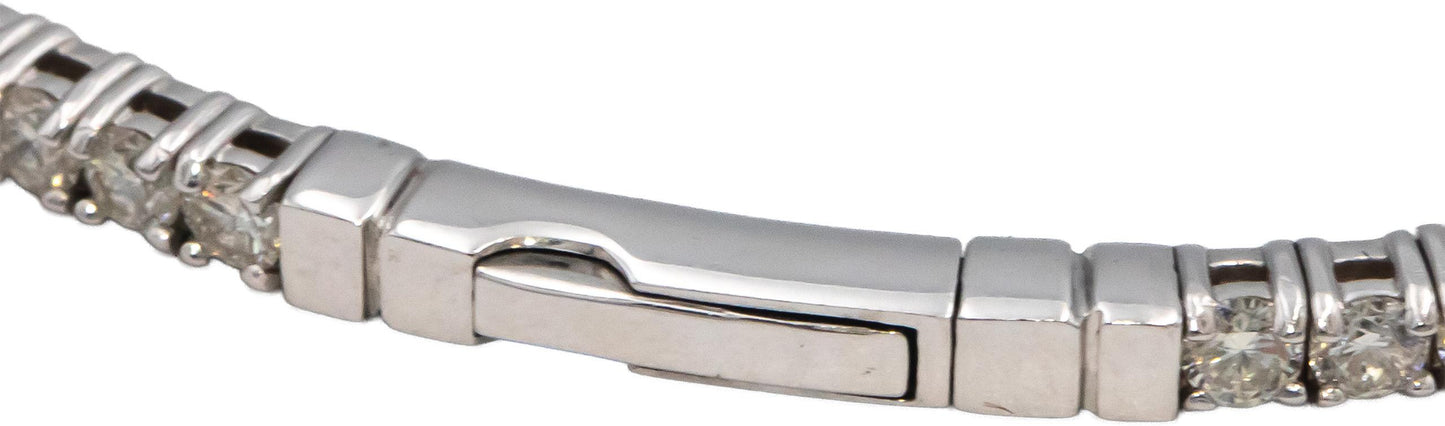 18k White Gold VS Round Diamond Semi-Flexible Bangle Bracelet 2.51CT