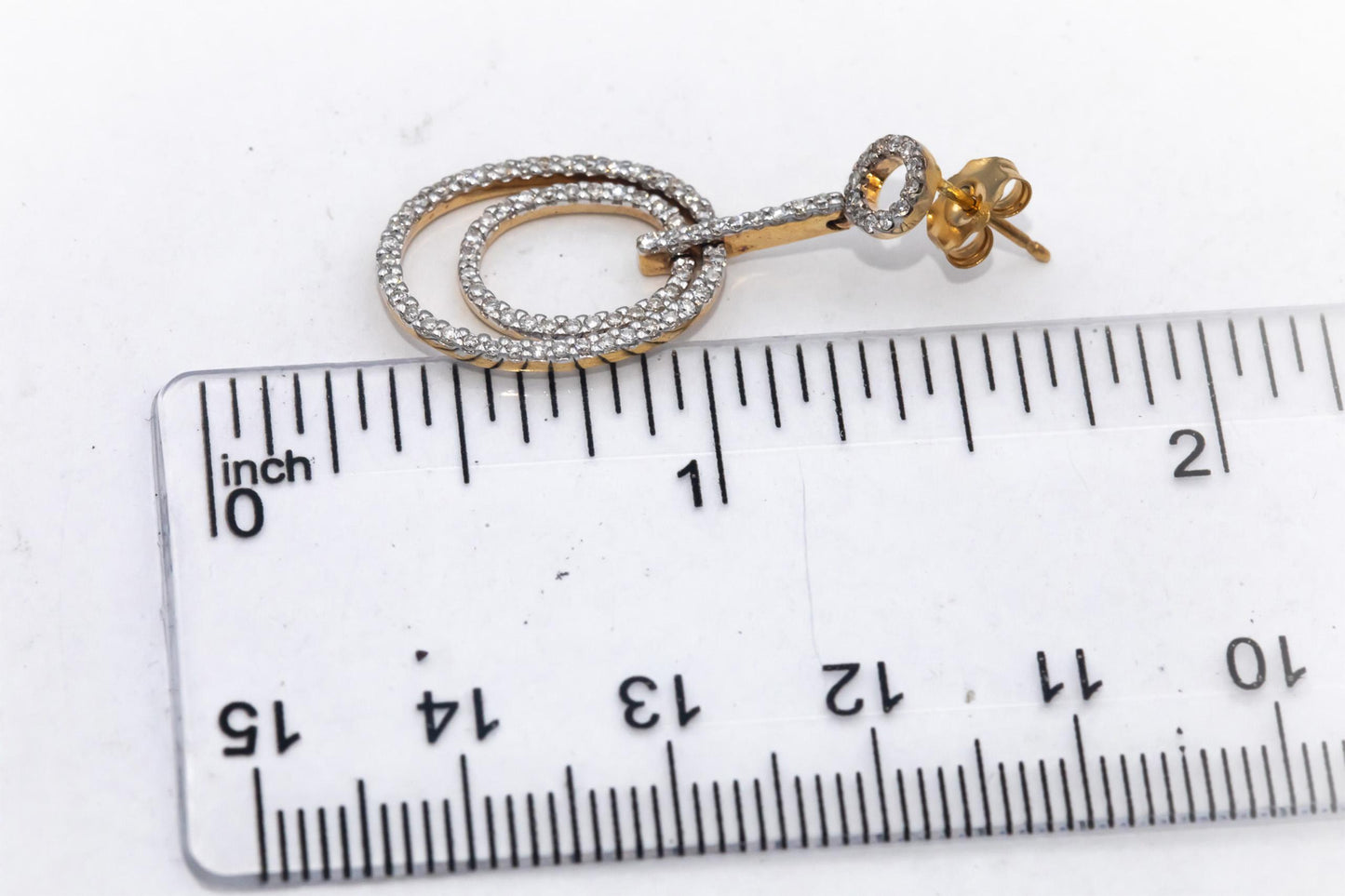 14k Yellow Gold Round Diamond Oval Dangle Drop Earrings 0.25CT