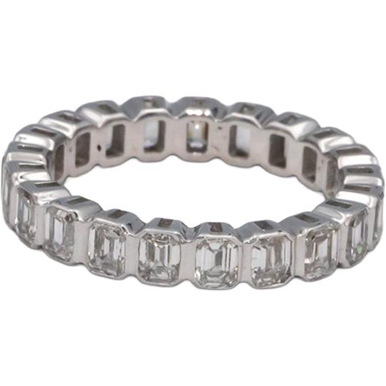 18k White Gold 2.33CT Emerald Cut bezel set Diamond Eternity Band Ring Size 6