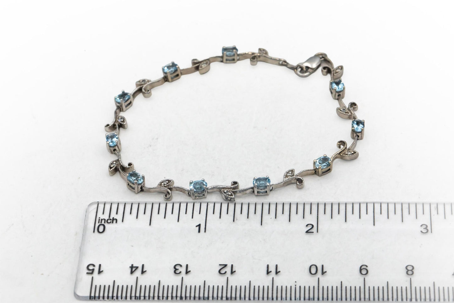 14k White Gold Diamond and Aquamarine Floral Link Bracelet 1.56CT