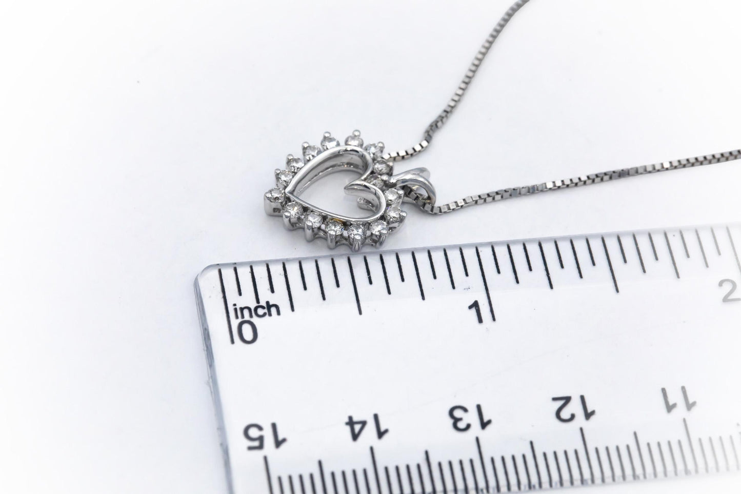 14k White Gold Jewelry VS Round Diamond Open Heart Pendant Necklace 0.33CT