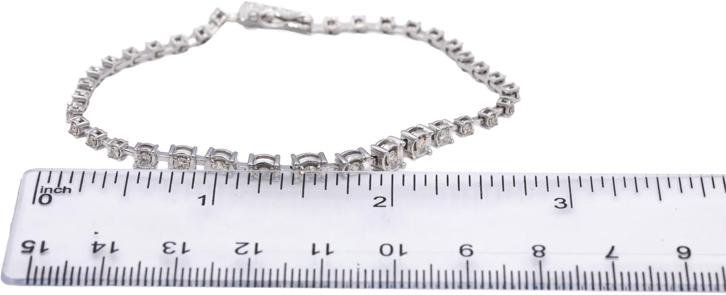 14k White Gold Round Diamond Graduated Width Bracelet 1.0CT