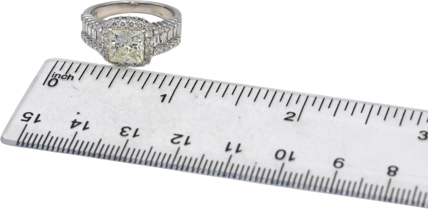 Platinum VS Princess Round Baguette Cut Diamond Ring 3.04CT w/ 2.02CT Center