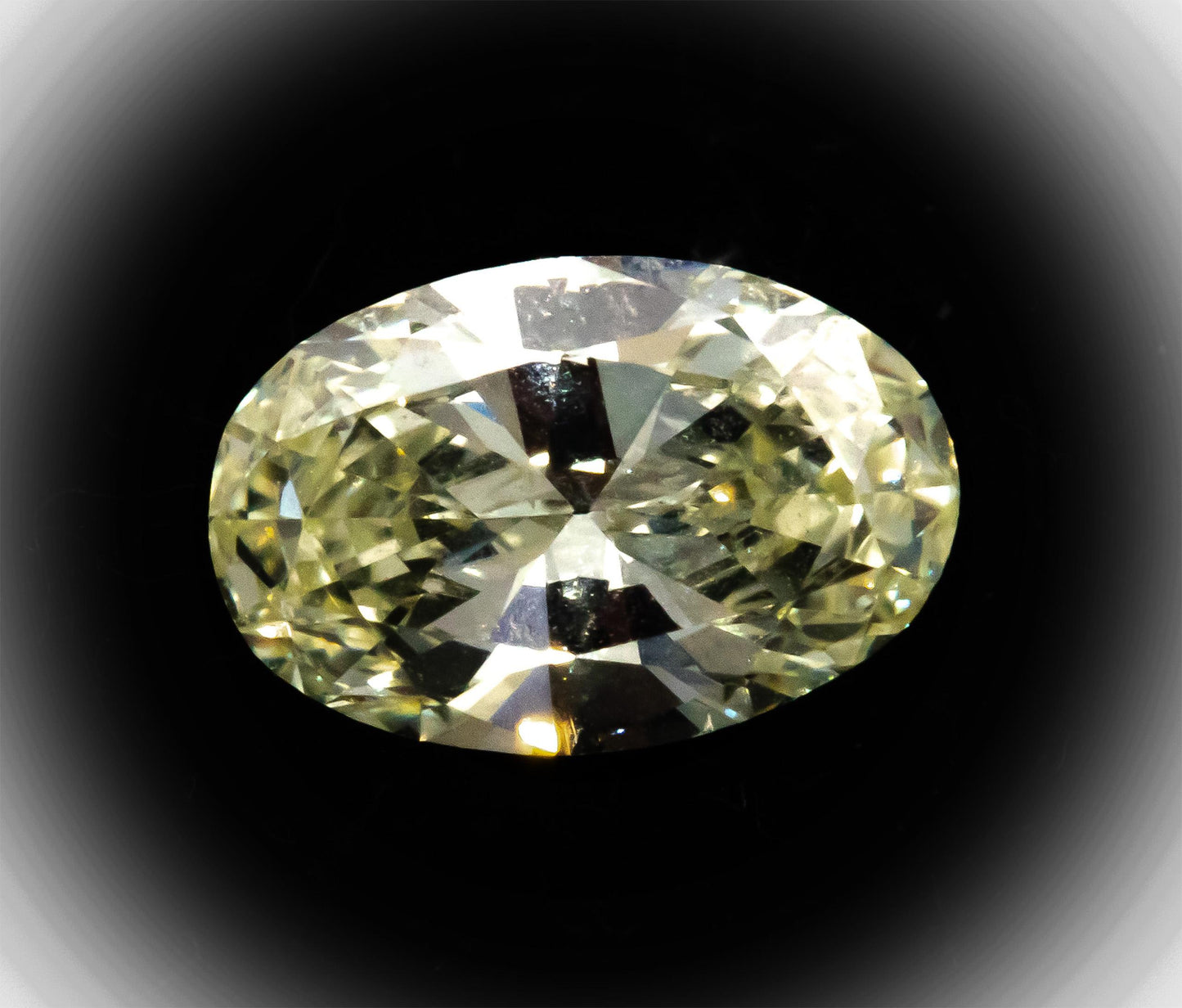 GIA Certified VS2/N Oval Brilliant Loose Diamond 0.91CT