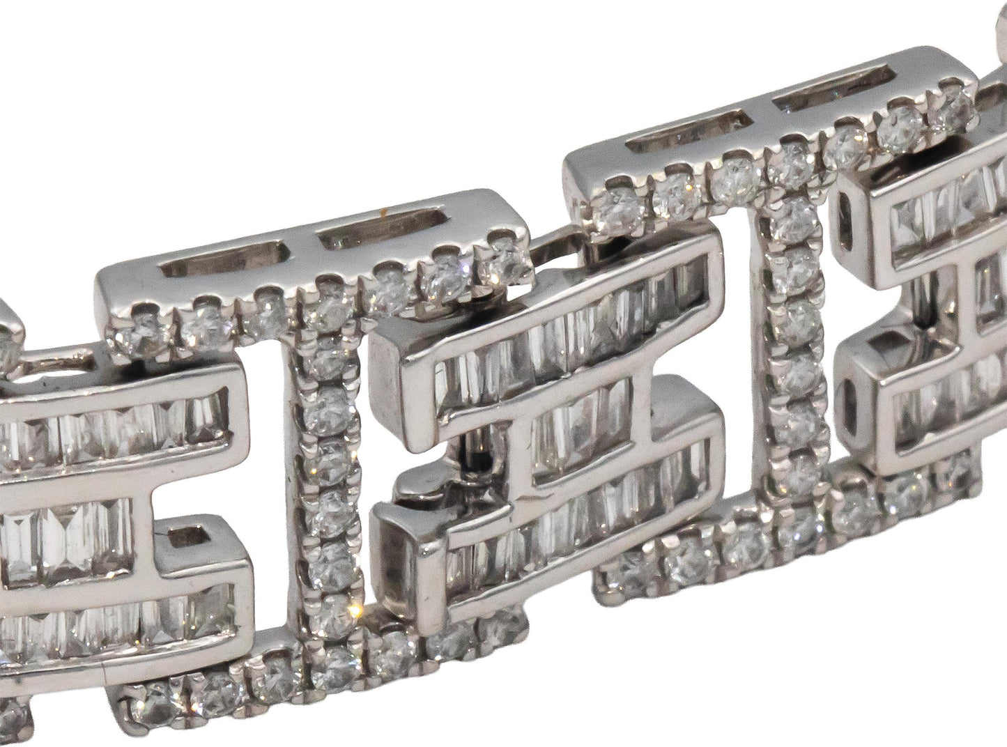 18k White Gold Round & Baguette Cut Diamond Fancy Link Bracelet 4.11CT