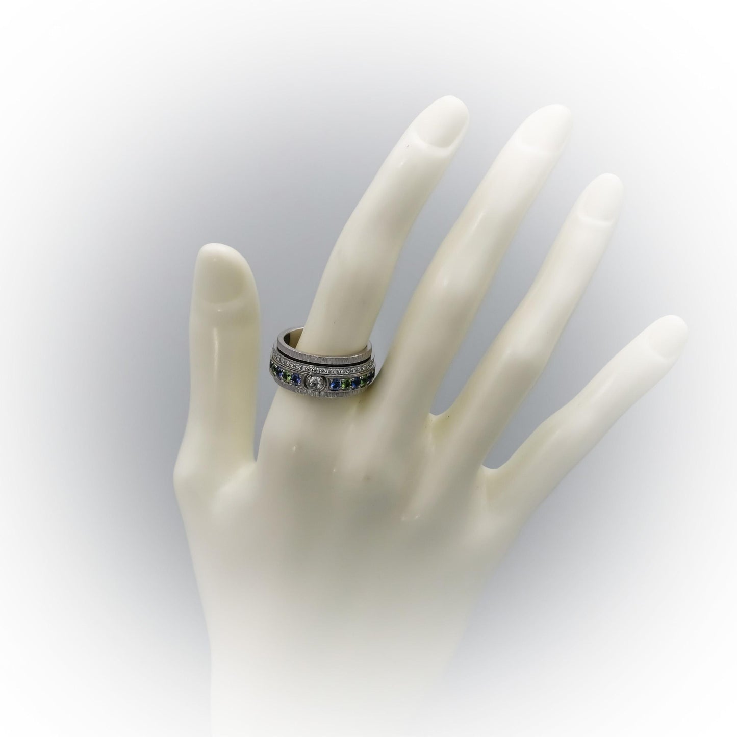 PIAGET 18k White Gold Diamond Sapphire Tsavorite Possession Ring 2.04CT Sz 56