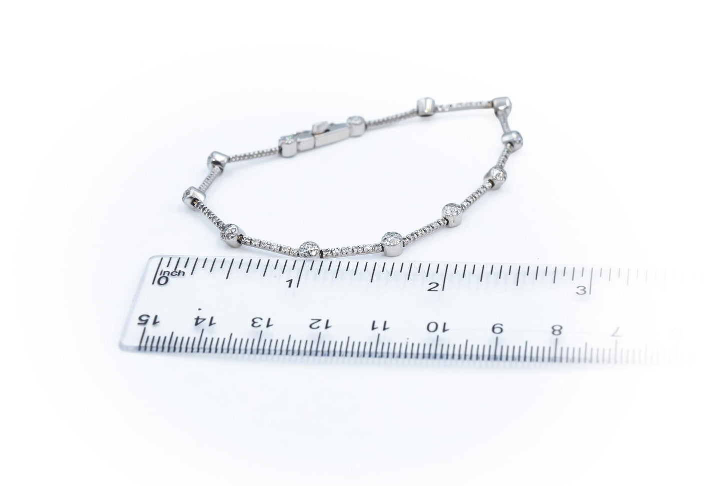 18k White Gold Round Diamond Fancy Link Bracelet 0.75CT