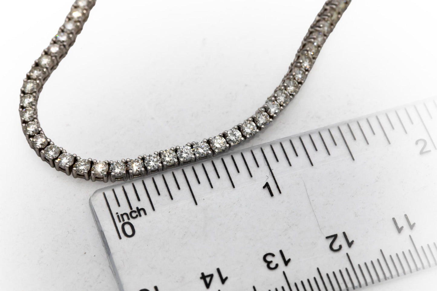 18k White Gold VS Round Diamond Tennis Necklace 10.01CT