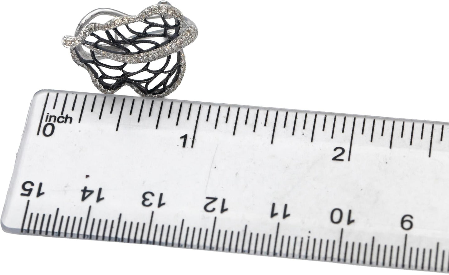 14k White Gold Round Diamond Floral Openwork Leaf Earrings 0.40CTW