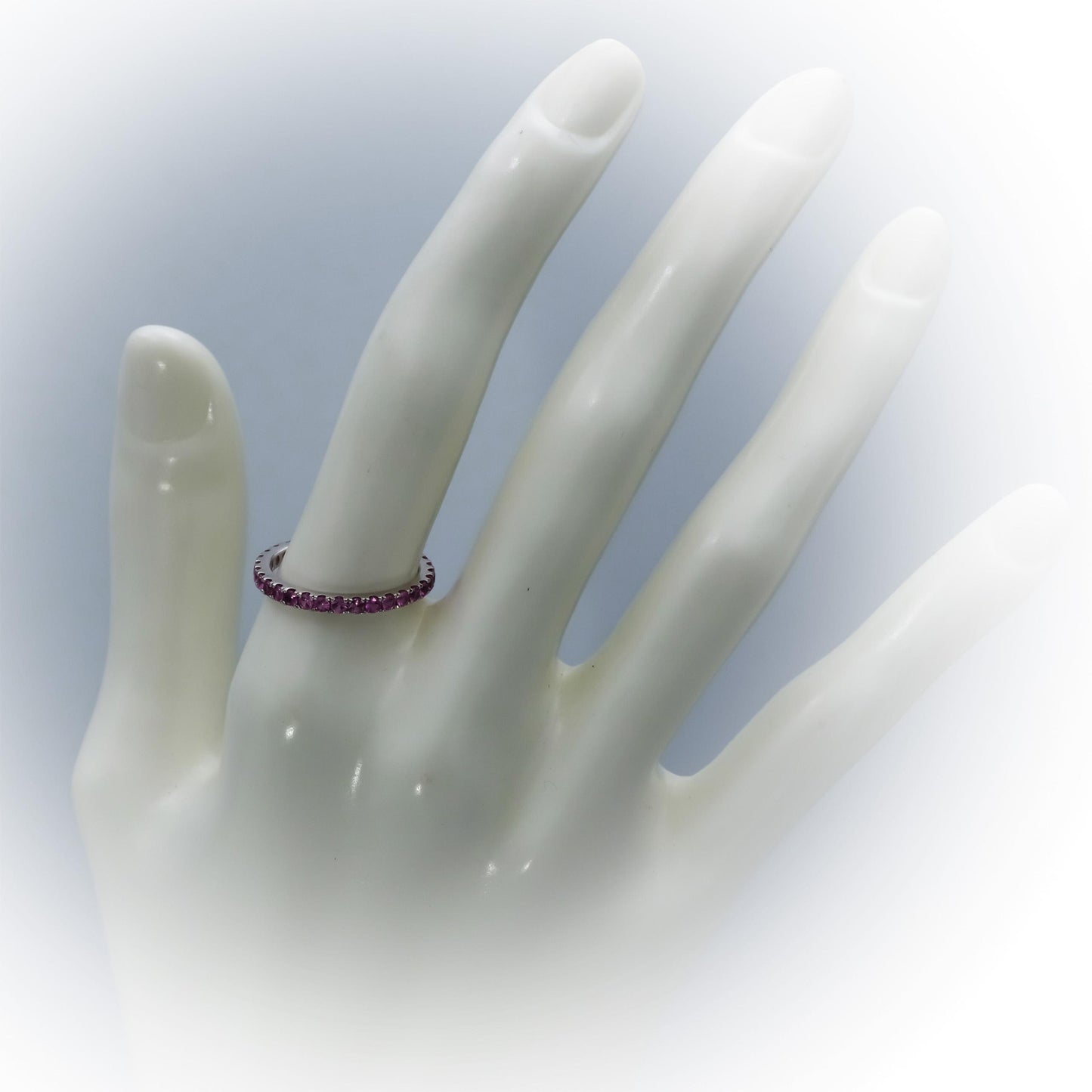18k White Gold Round Pink Sapphire Eternity Band Ring 1.0CT Size 6.75