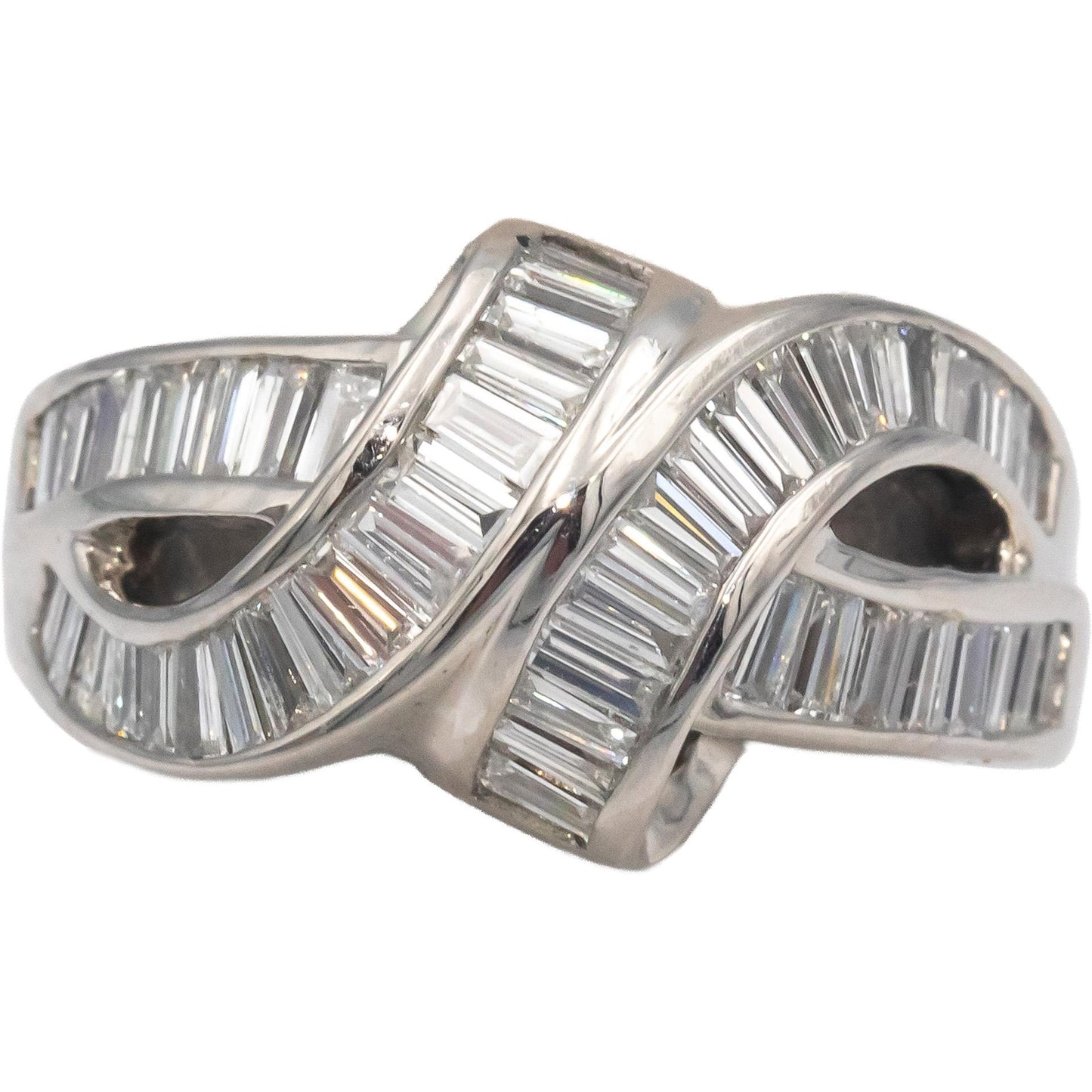 18k White Gold VS Baguette Cut Diamond Ribbon Band Ring 3.0CT Size 6.5