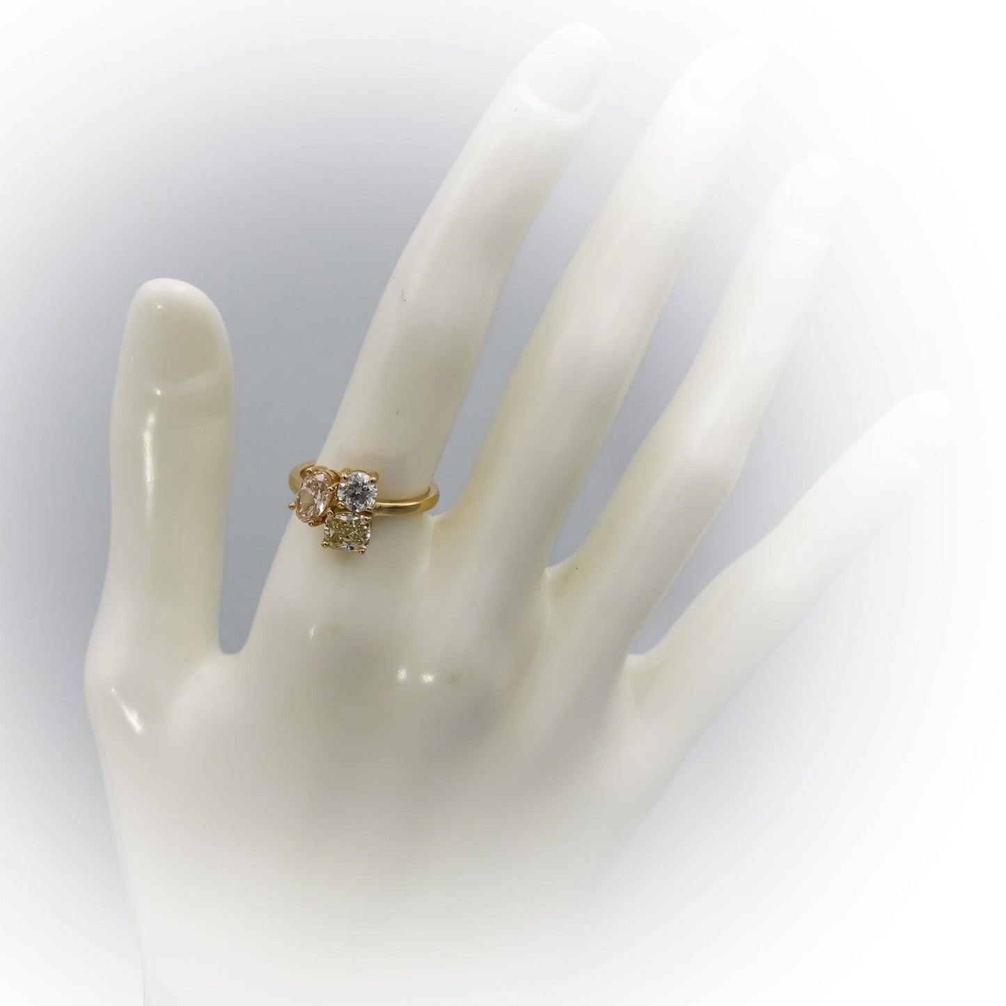 14k Yellow Gold VS White & Light Yellow Oval and Diamond Three Stone Ring 2.62CT