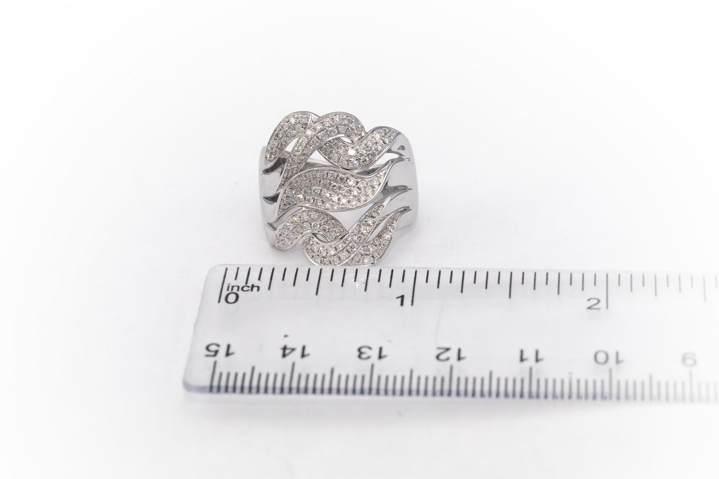 18k White Gold Round Diamond Wavy Cluster Ring 0.70CT Size 7.25