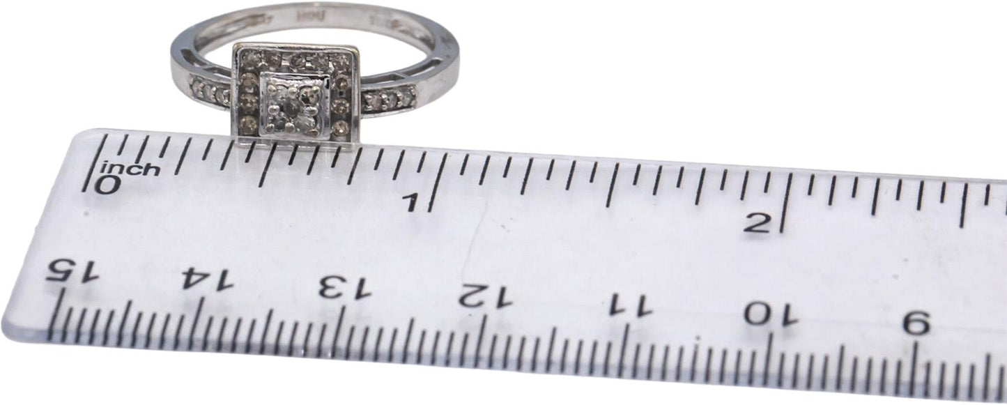 10k White Gold Round Diamond Cocktail Ring 0.25CT Size 8.25