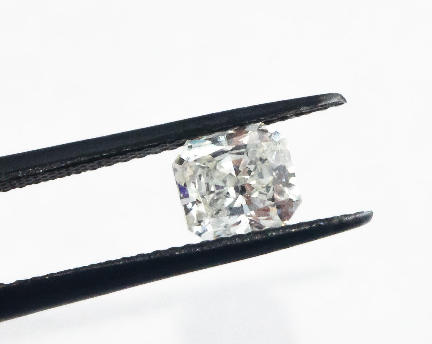 GIA Certified Radiant Cut Diamond VS1/H Rectangular Modified Brilliant 1.21CT