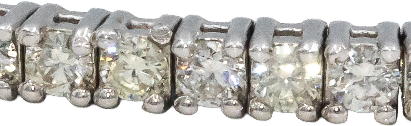 Round Diamond 18k White Gold Flexible Bangle Bracelet 2.97CT