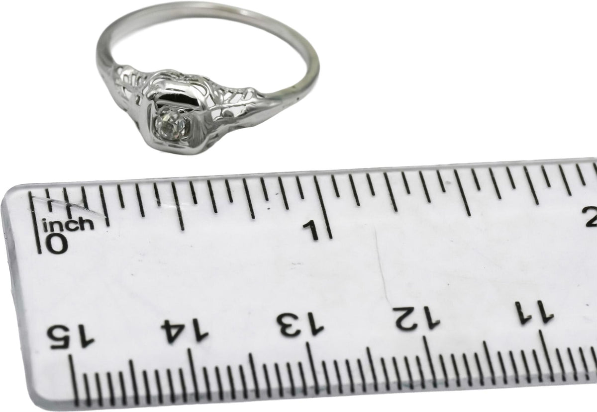 Vintage Antique Deco 14k White Gold VS Diamond Solitaire Ring 0.10CT Size 7.75