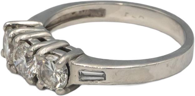 Platinum 1.05CT VS Round Cut Diamond Three Stone Ring Size 6