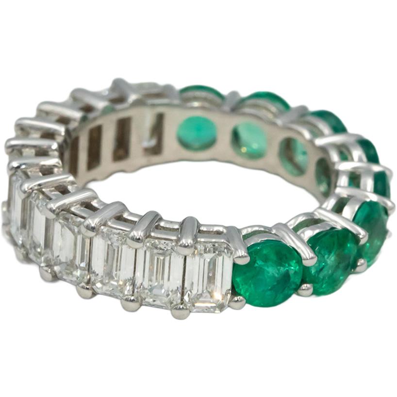 18k White Gold VS Diamond and Emerald Eternity Band Ring 6.10CT Size 7