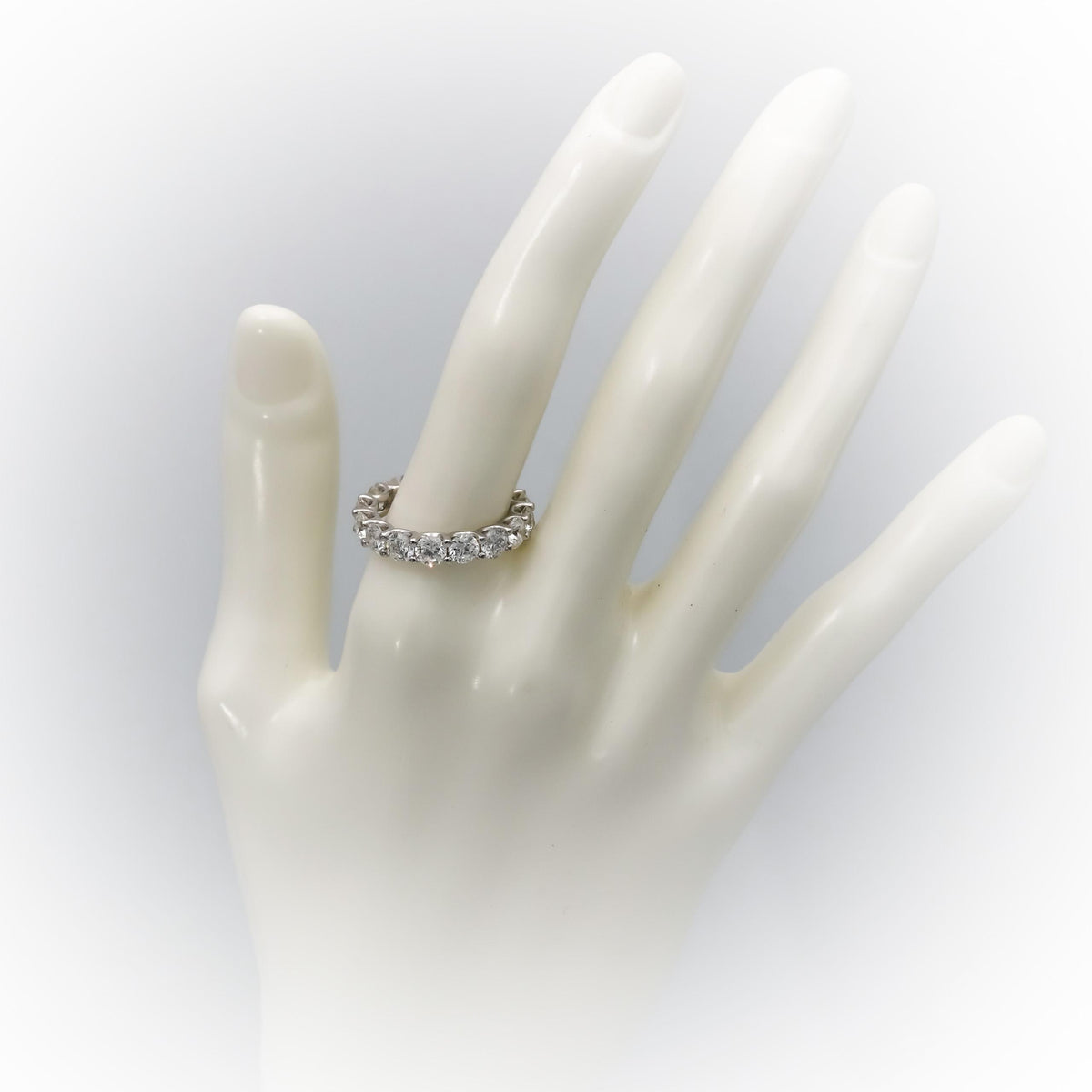 14k White Gold Round Natural Diamond Eternity Band Ring 4.96CT Size 7.25