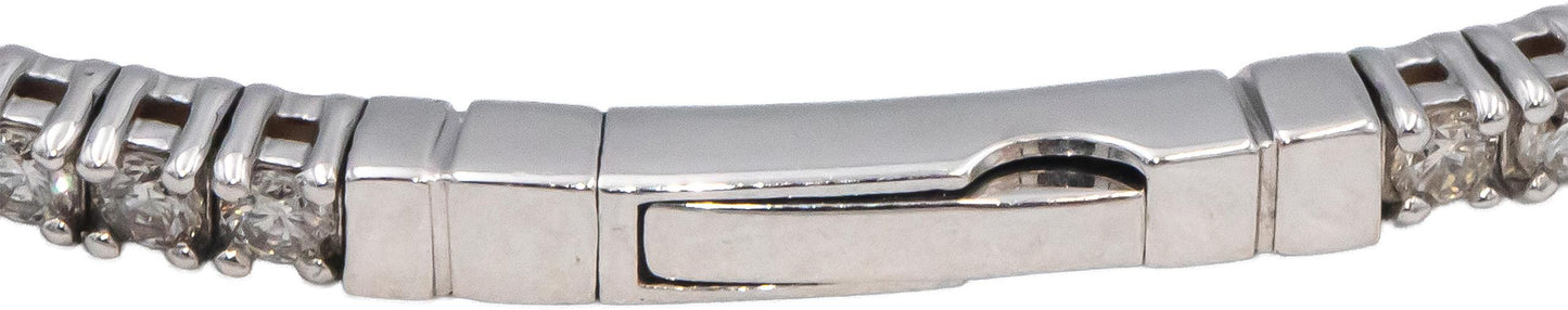 Round Diamond 18k White Gold Semi-Flexible Bangle Bracelet 2.28CT