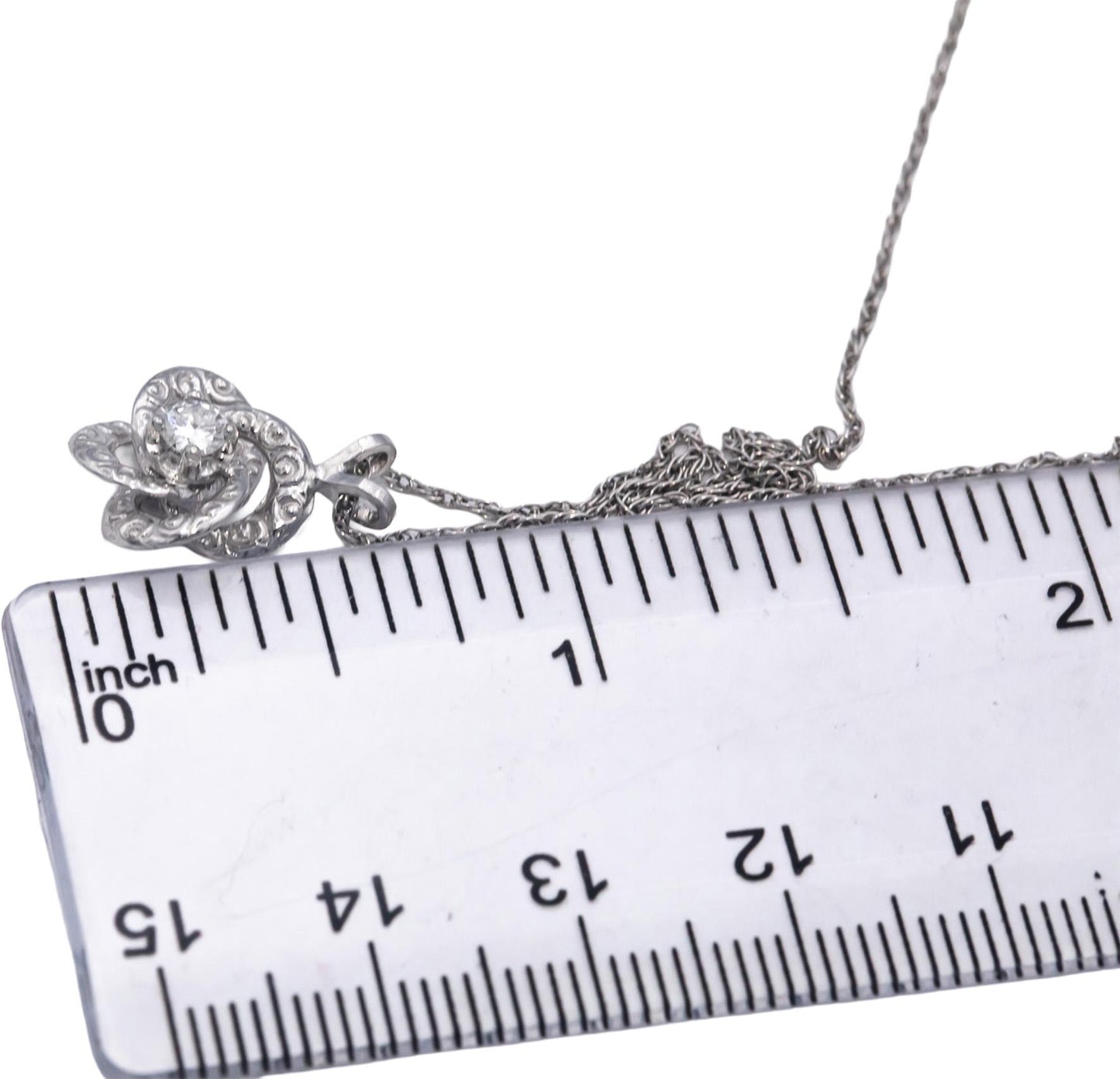 14k White Gold VS Round Cut Diamond Solitaire Pendant Necklace 0.15CT