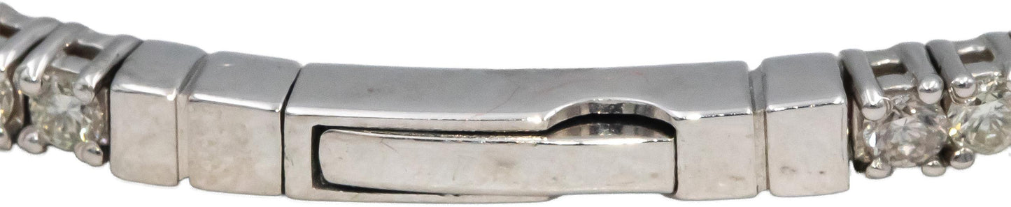 Round Diamond 18k White Gold Flexible Bangle Bracelet 2.97CT