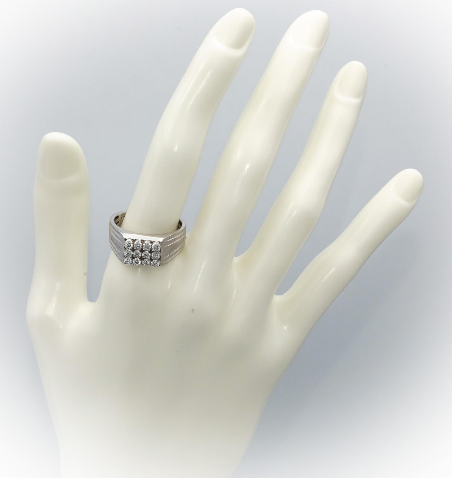 18k White Gold VS Round Diamond Men's Band Ring 0.50CT Size 9