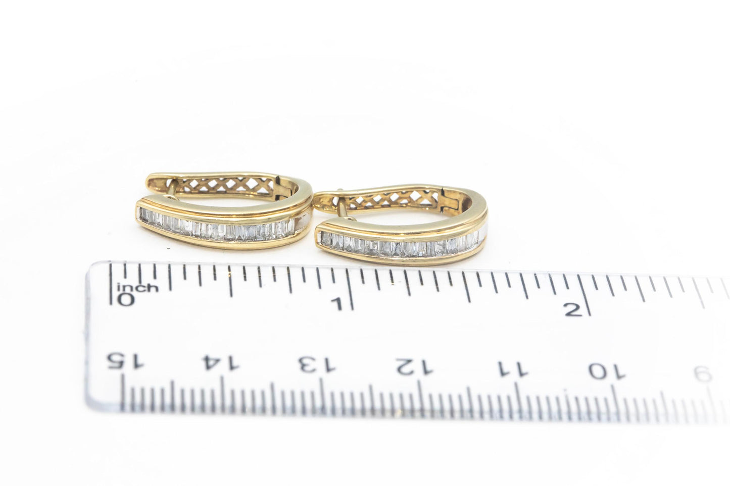 10k Yellow Gold Baguette Cut Diamond Curved Huggie Hoop Earrings 0.49CT