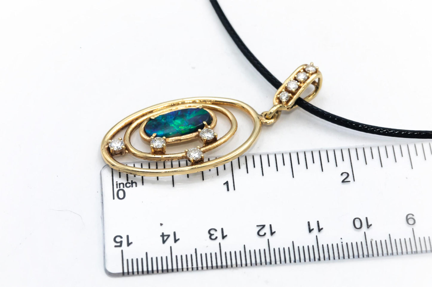 14k Yellow Gold Cabochon Opal & Round Diamond Pendant Necklace 2.25CT