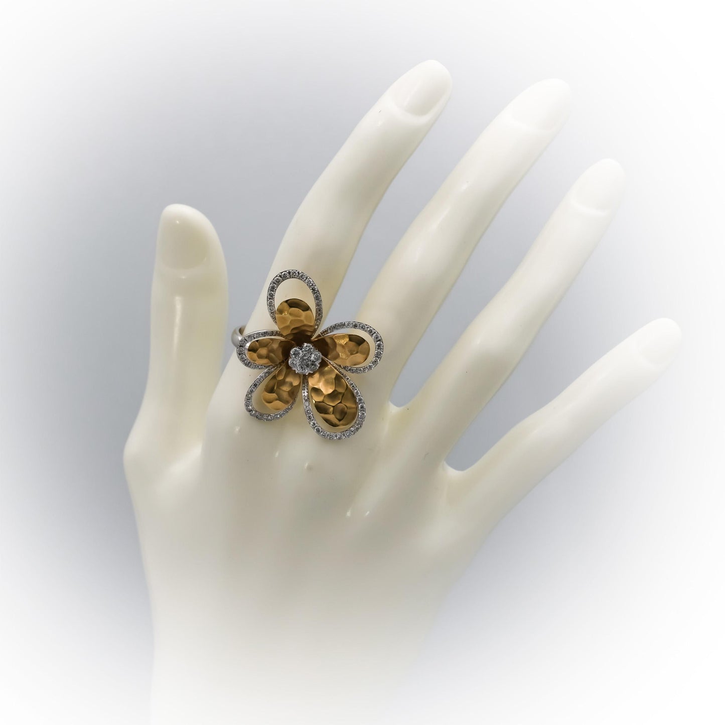 EFFY 14k White & Yellow Gold Diamond D'Oro Flower Ring 1.0 - 1.25CT Size 7
