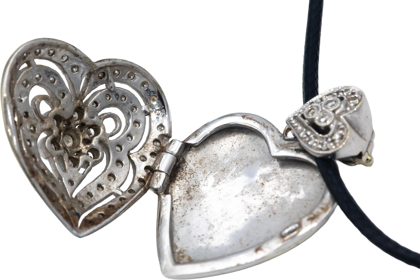14k White Gold 0.50CT Round Cut Diamond Heart Locket Pendant Necklace