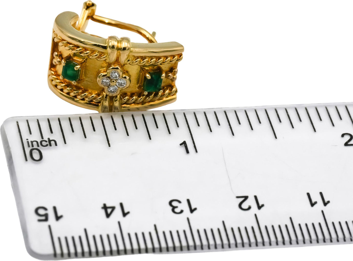 18k Yellow Gold VS Diamond and Emerald Curved Earrings 0.66CT