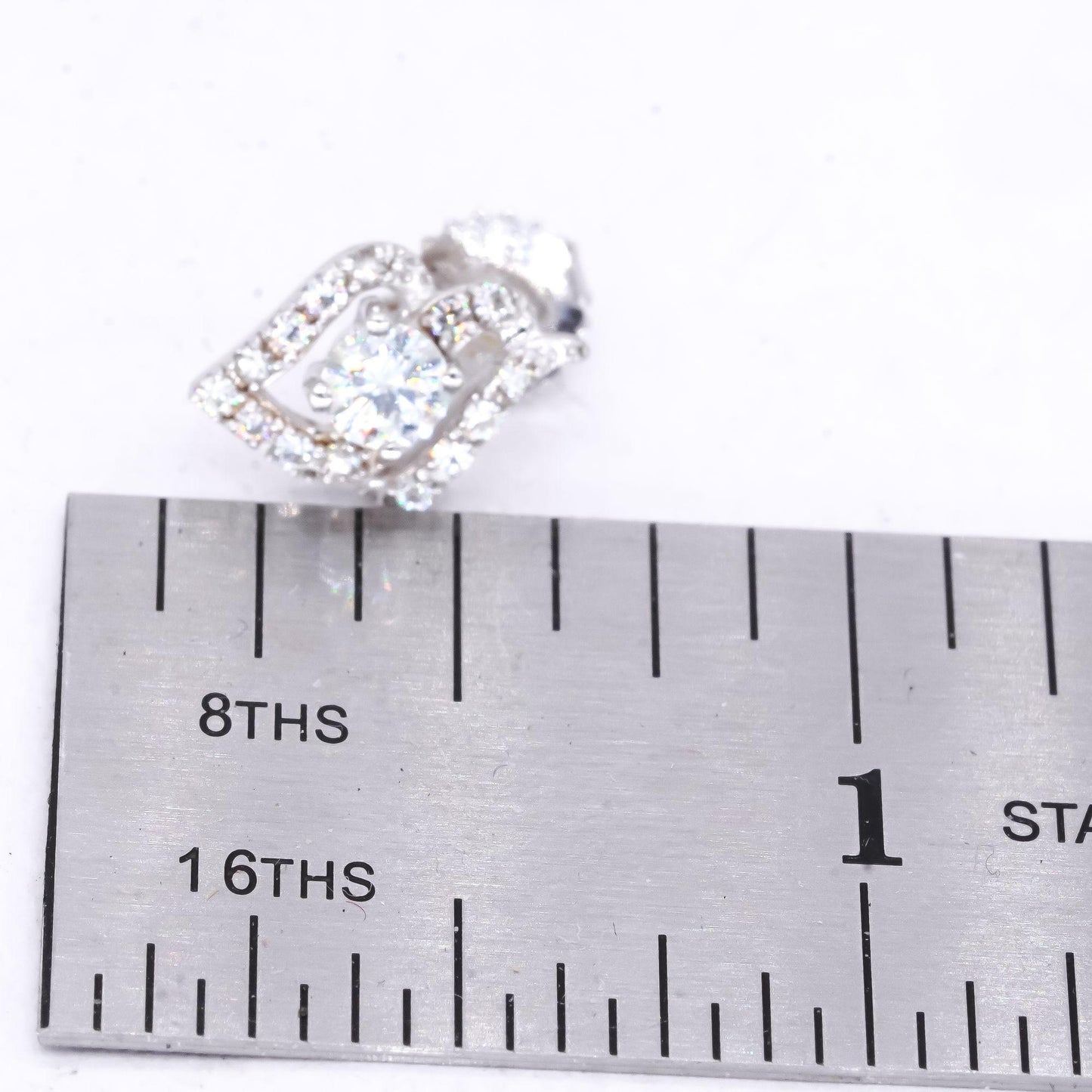 Sterling Silver Jewelry 0.75CT White Moissanite Stud Earrings