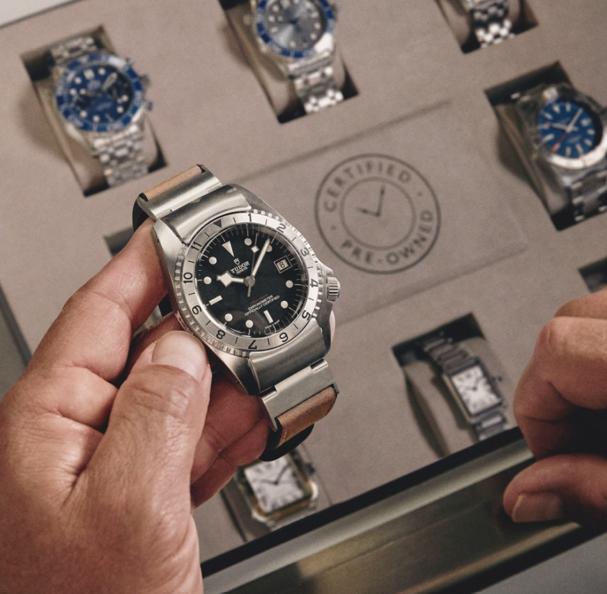 A Guide to Buying Pre-Owned Designer Watches