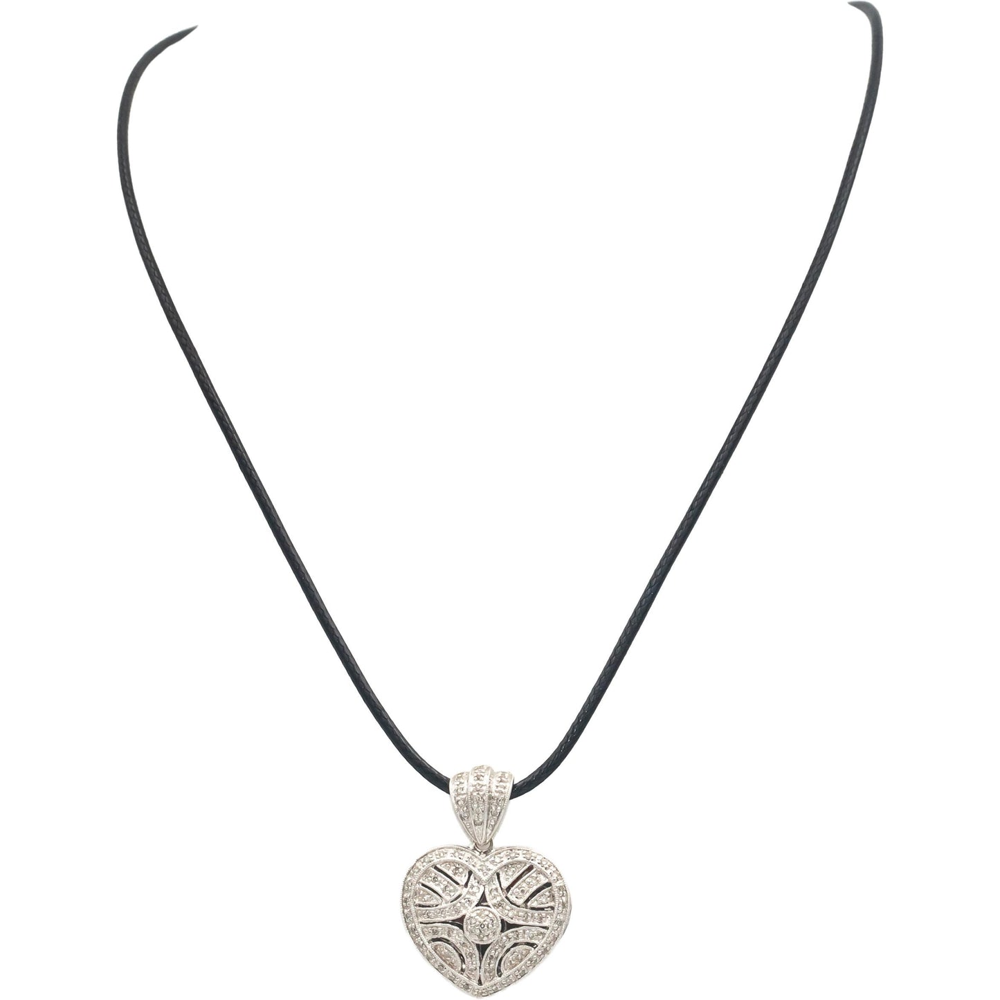 14k White Gold 0.50CT Round Cut Diamond Heart Locket Pendant Necklace