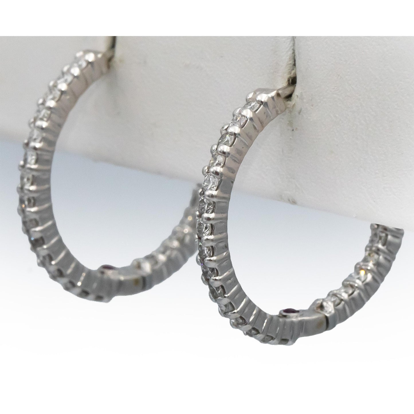 ROBERTO COIN 18k White Gold VS Round Diamond Inside Out Hoop Earrings 1.50CT