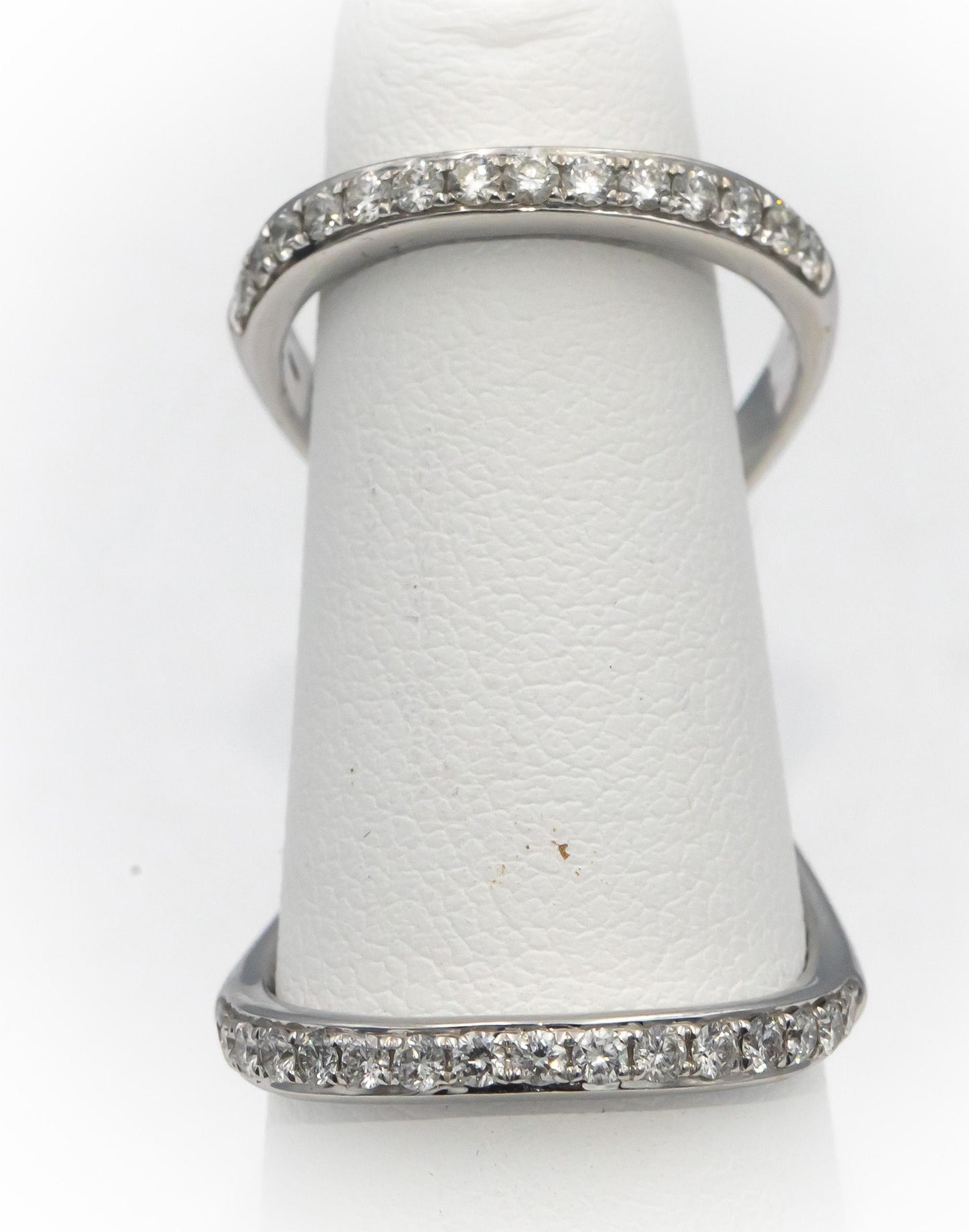 18k White Gold Round Diamond Criss Cross Infinity Ring 0.65CT Size 6.5