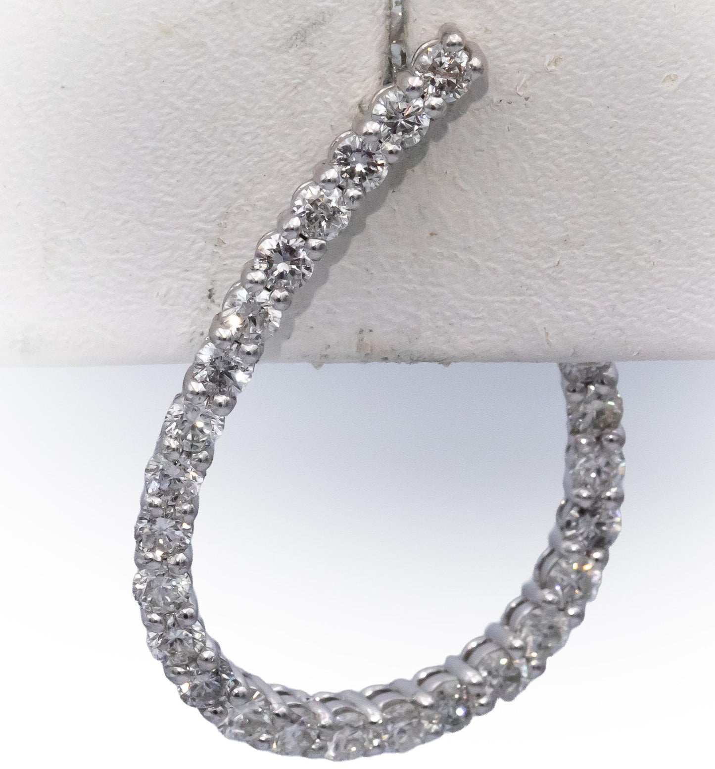 14k White Gold Round Diamond Spiral Hoop Earrings 2.50CT
