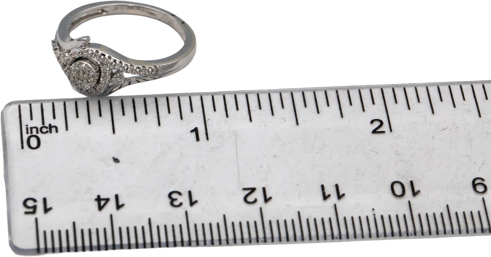 18k White Gold VS Round Diamond Cocktail Ring 0.18CT Size 6.25