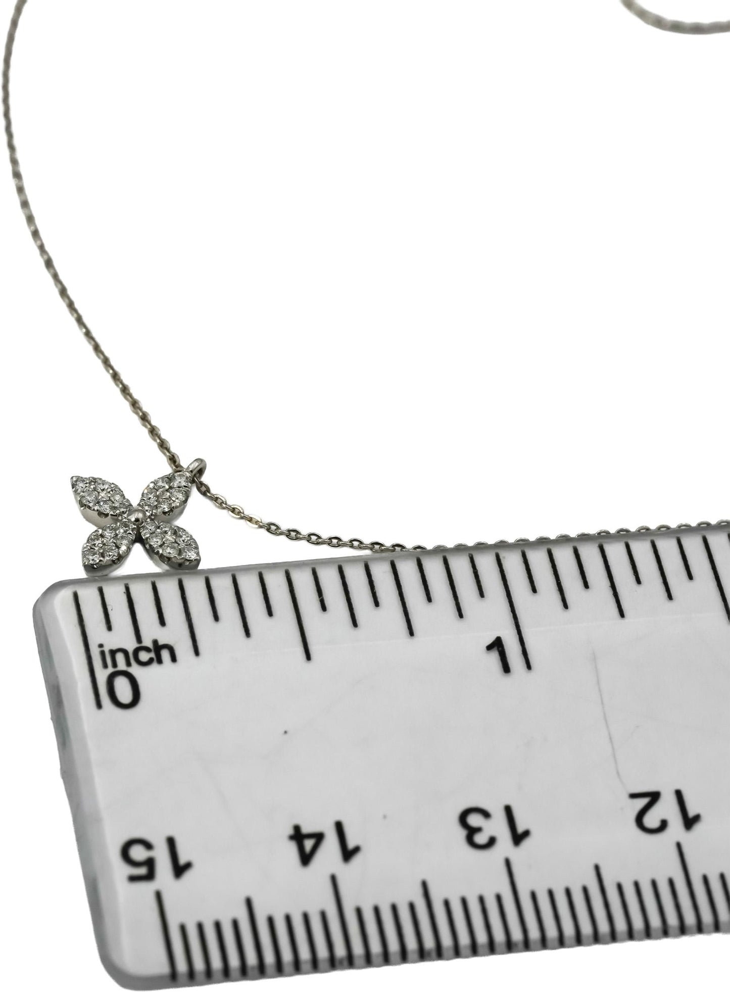 14k White Gold Round Diamond Flower Pendant Necklace 0.10CT