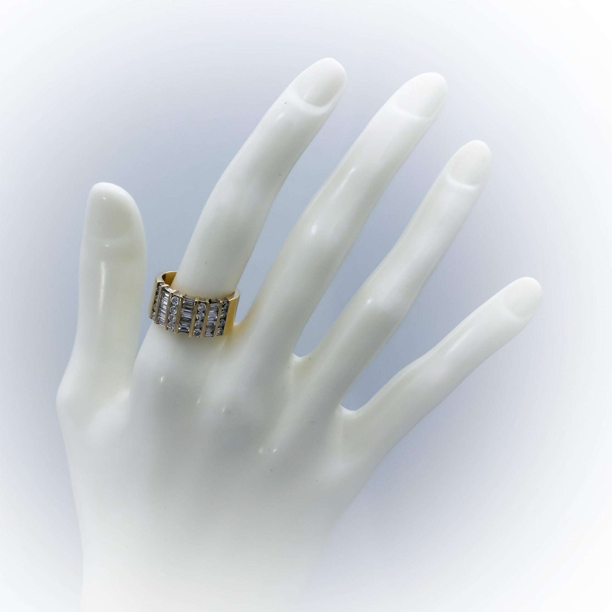 14k Yellow Gold Round and Baguette Cut Diamond Band Ring 1.50CT Size 6.75
