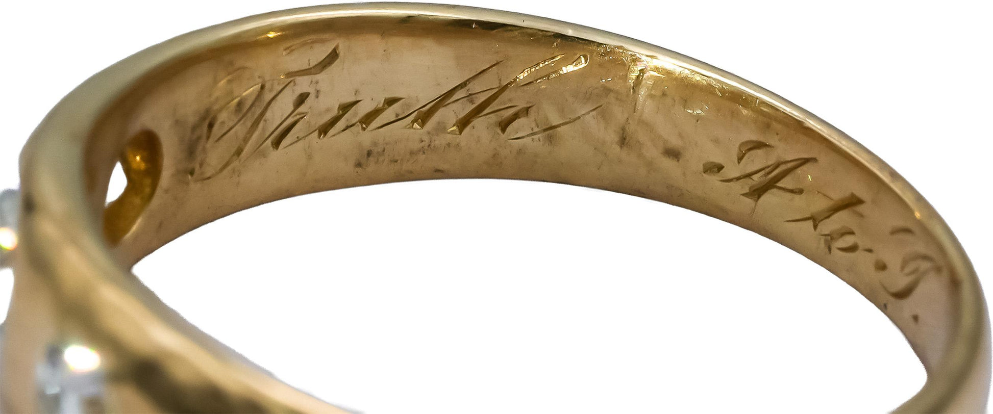 TIFFANY & CO. Vintage 18k Gold VS Old Euro Cut Diamond Three Stone Ring 0.50CT