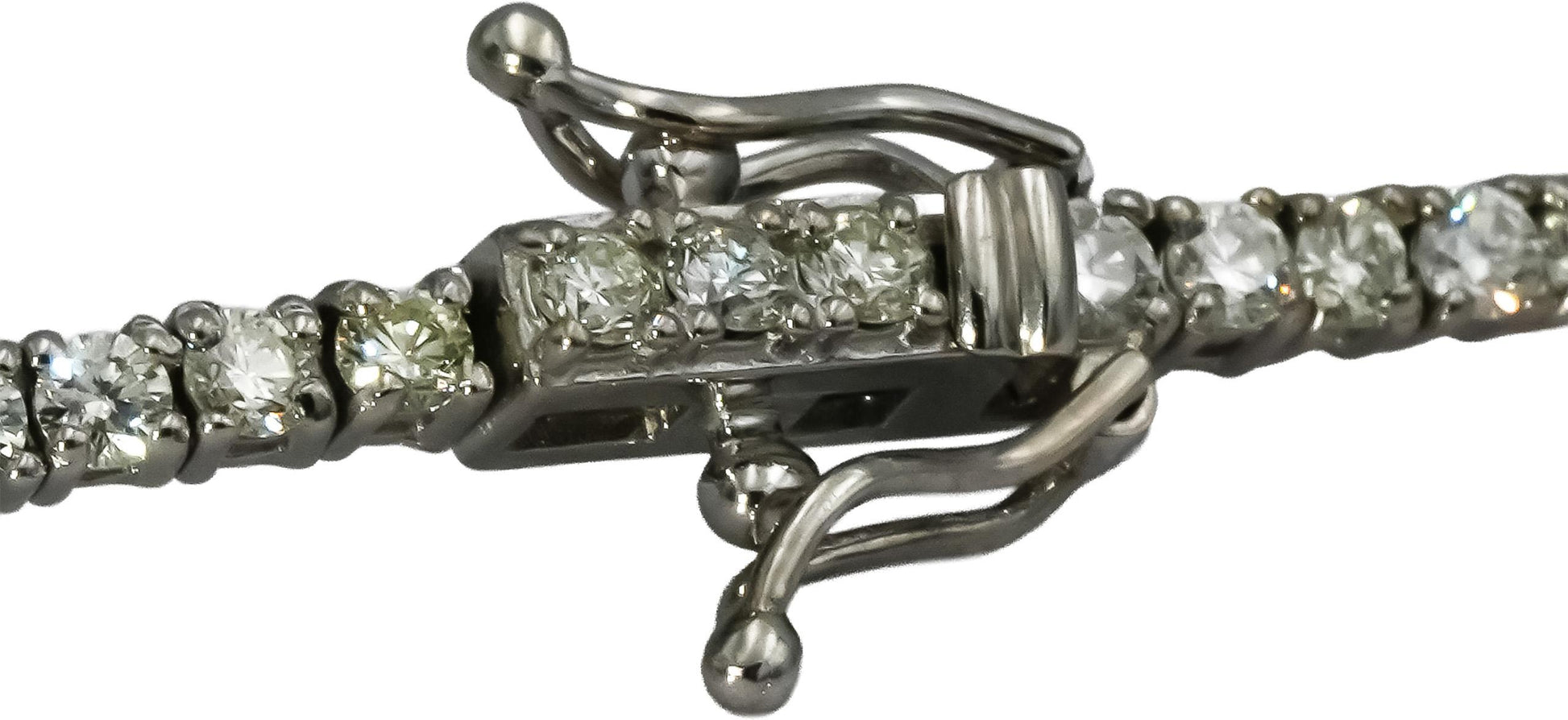 14k White Gold VS Round Diamond Tennis Bracelet 2.52CT 67 Pieces
