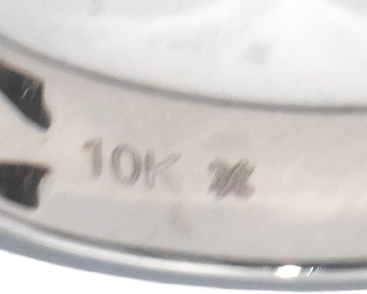 10k White Gold 1.0CT Diamond Three Row Band Ring Size 7