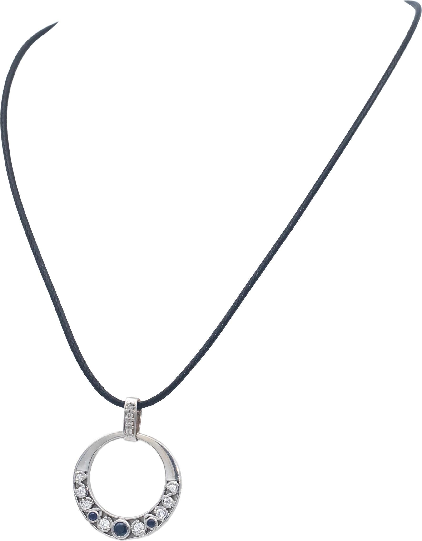 14k White Gold 0.53CT VS Round Cut Diamond and Sapphire Pendant Necklace