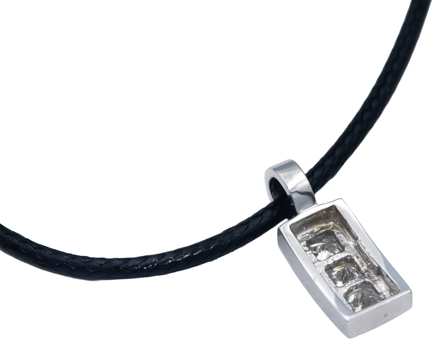 14k White Gold 0.33CT Princess Cut Diamond Pendant Necklace