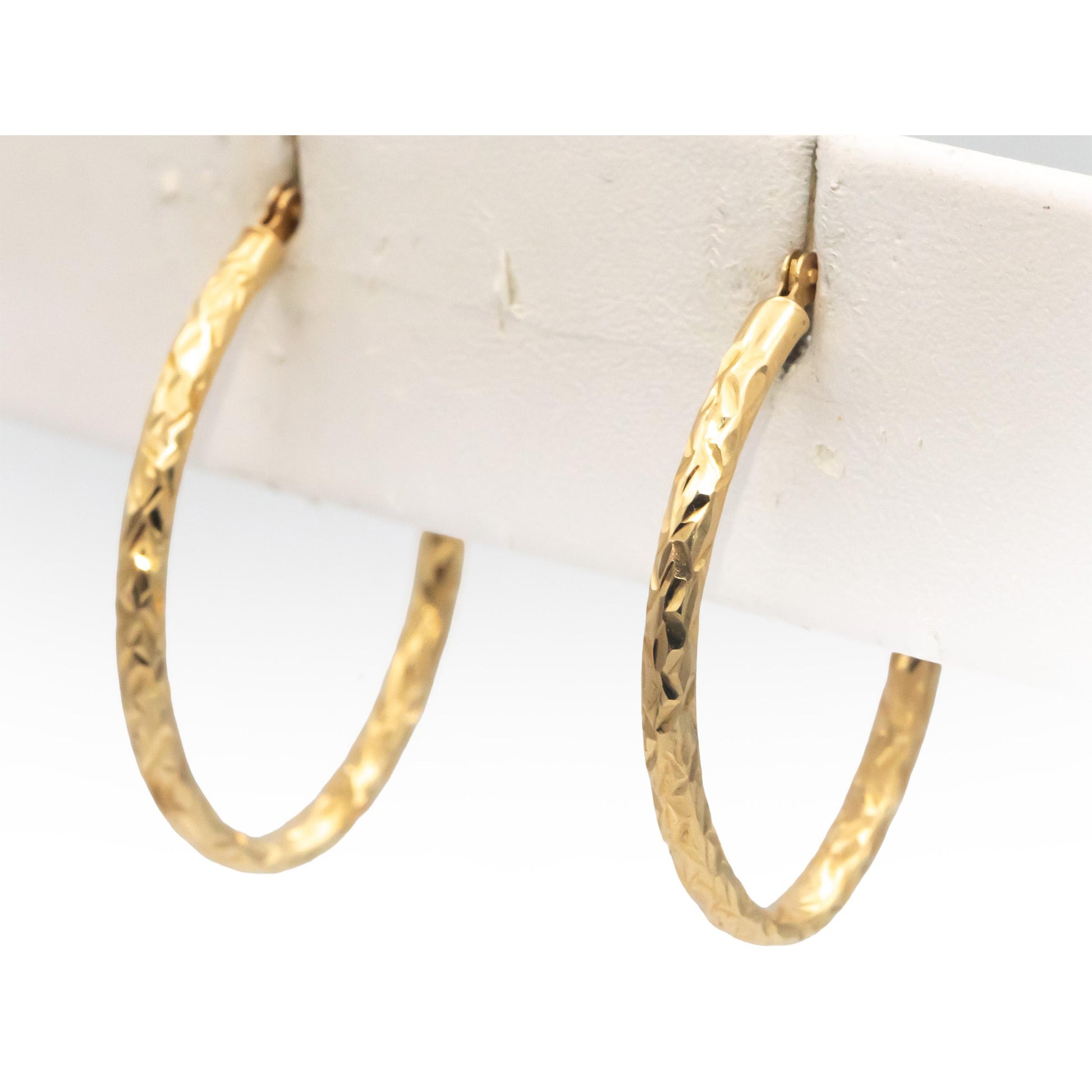 10k Yellow Gold Jewelry Textured Oval Hoop Earrings